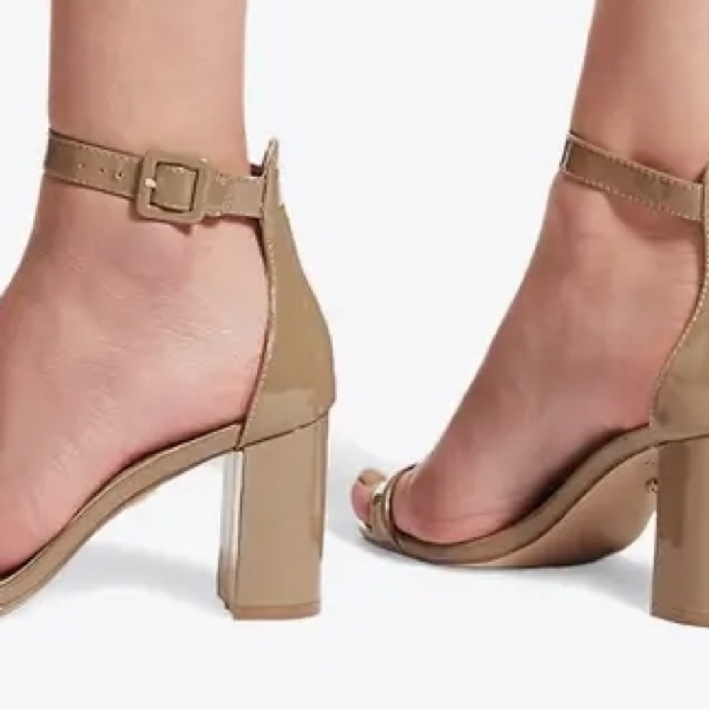 Hells - Picture 4 of 4